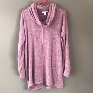 Motherhood Maternity M cowl neck tunic